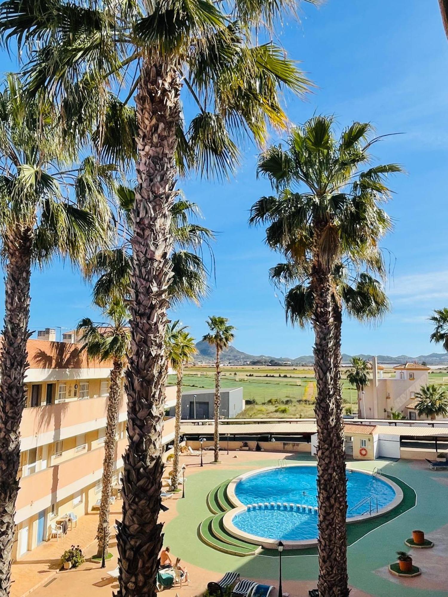 לוס נייטוס Apartamento Palmeral Del Mar Menor מראה חיצוני תמונה